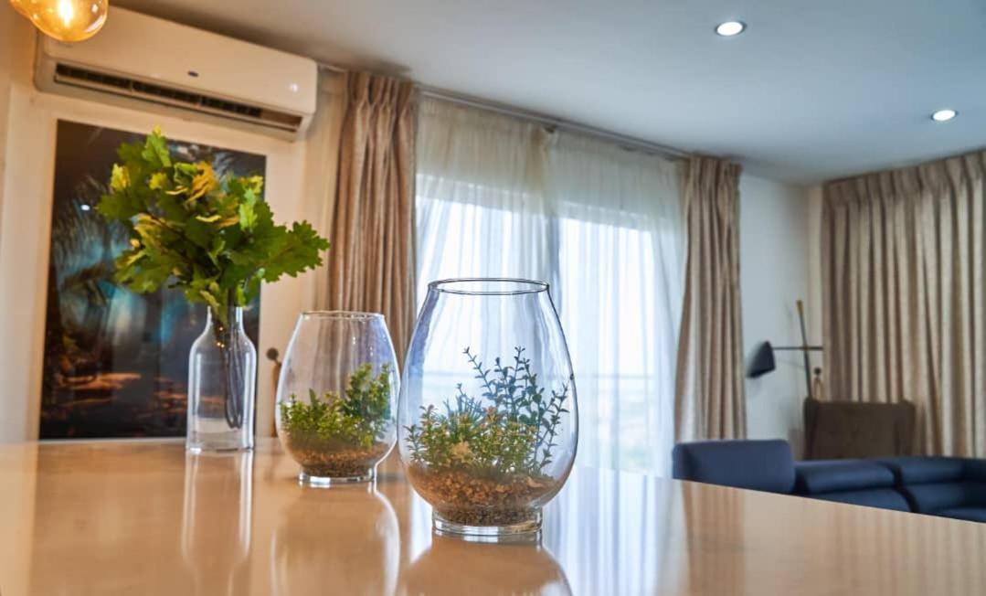 The Gallery Luxury Suites Cpg East Legon Eksteriør billede
