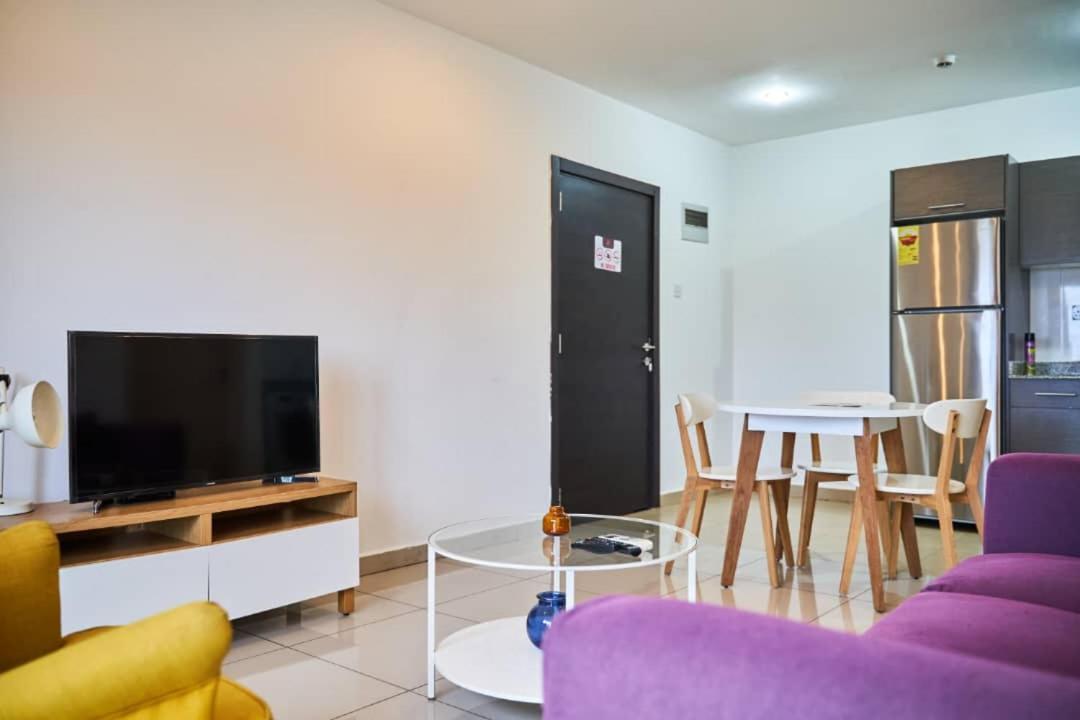 The Gallery Luxury Suites Cpg East Legon Eksteriør billede
