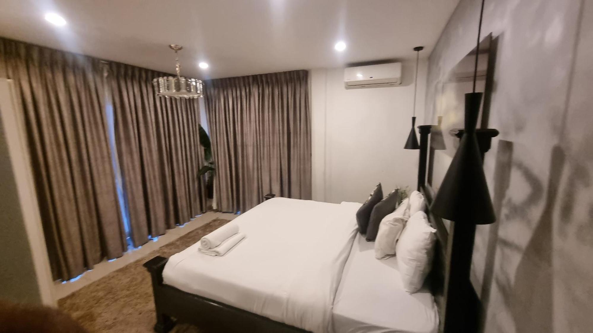 The Gallery Luxury Suites Cpg East Legon Eksteriør billede