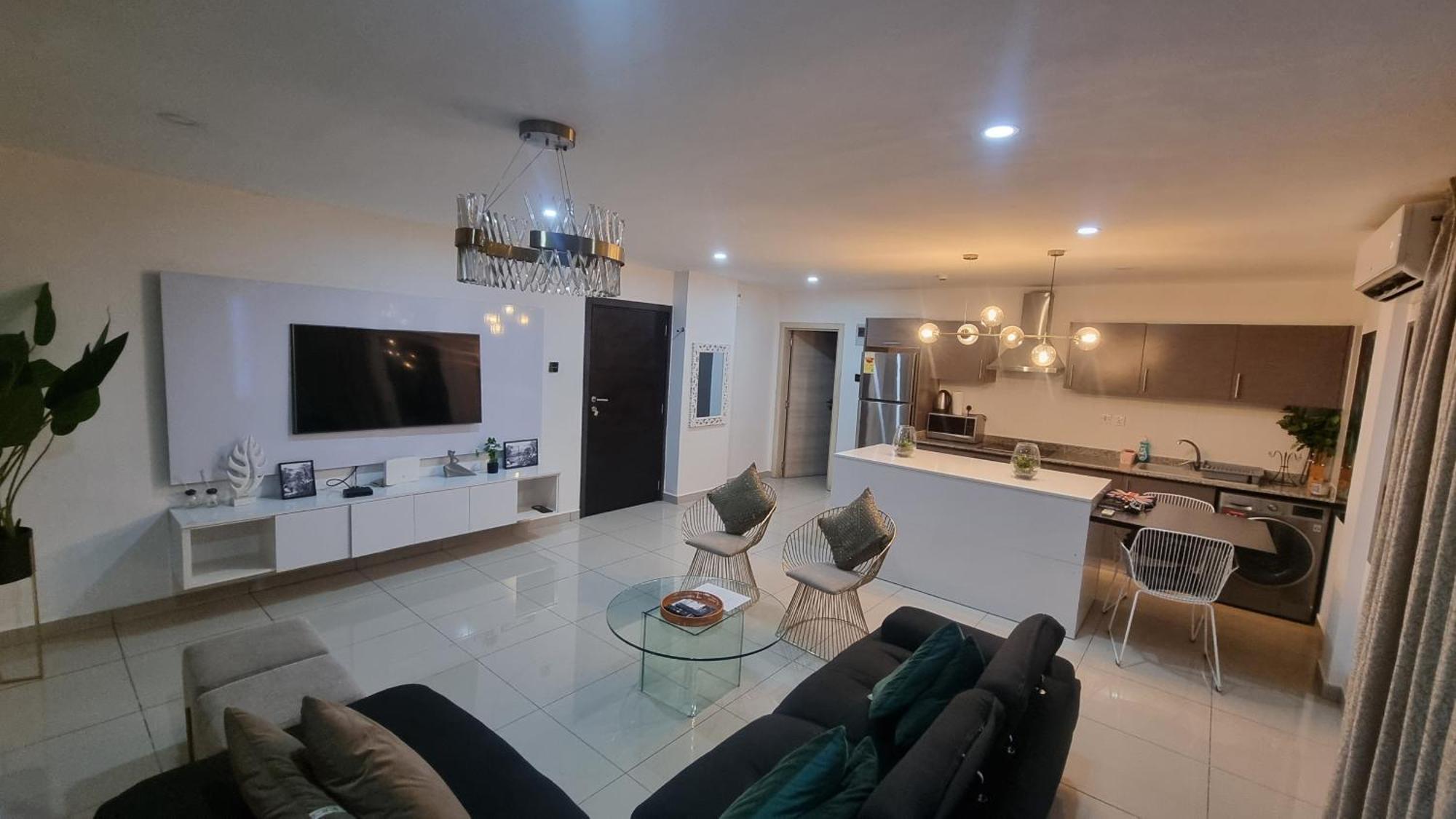 The Gallery Luxury Suites Cpg East Legon Eksteriør billede