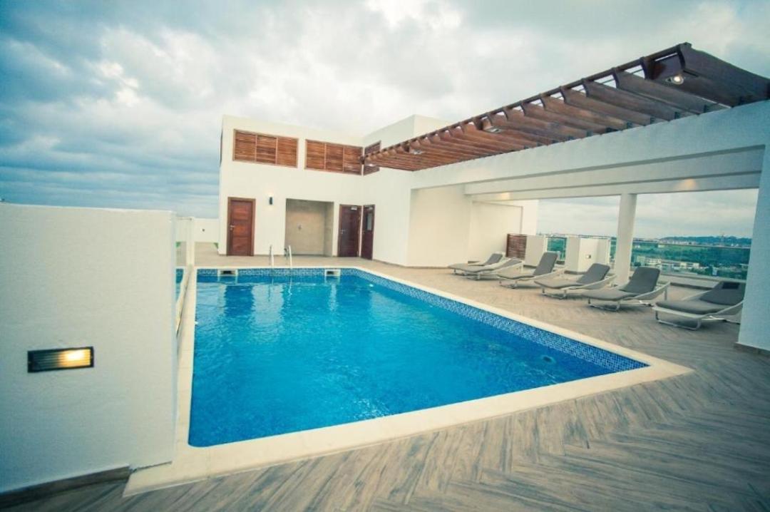 The Gallery Luxury Suites Cpg East Legon Eksteriør billede