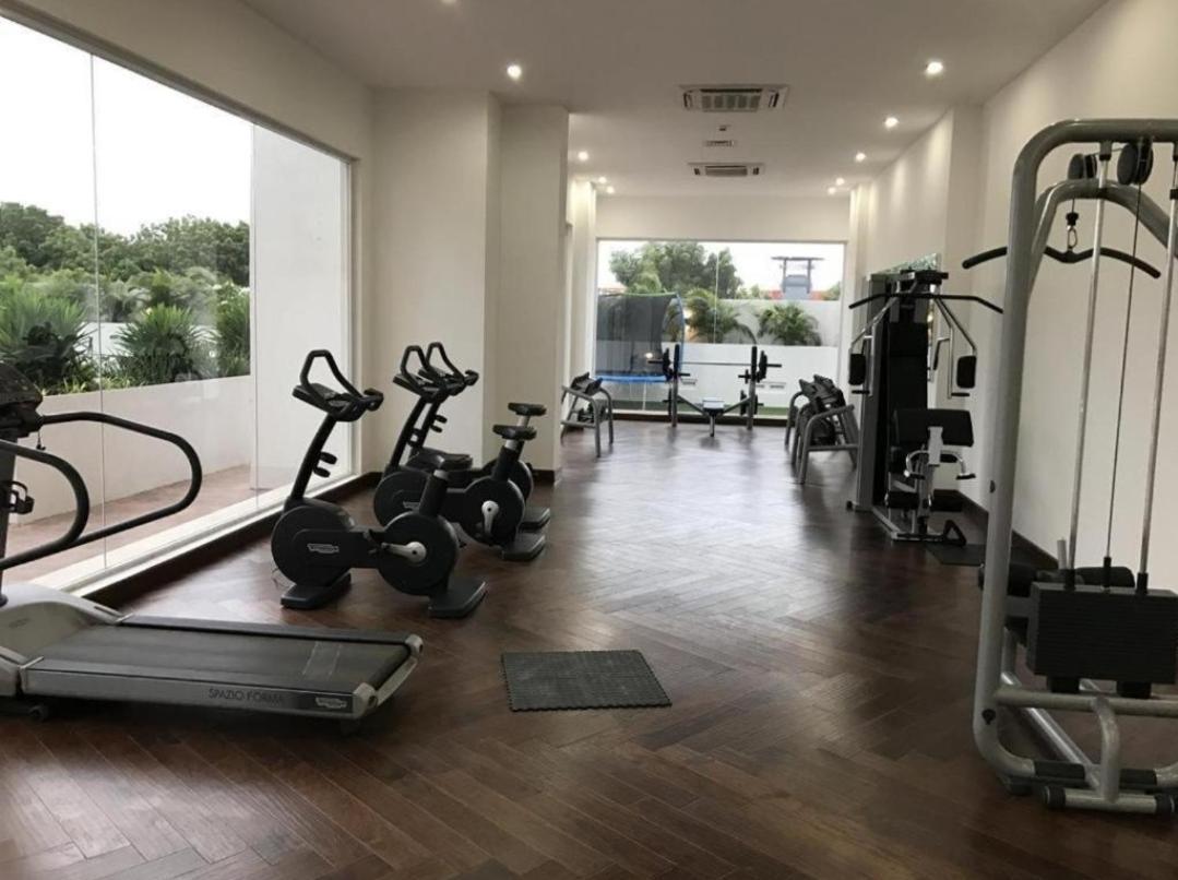 The Gallery Luxury Suites Cpg East Legon Eksteriør billede